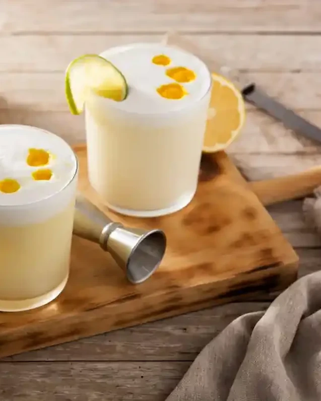 Mezcal Sour Cocktail: A Unique Experience with Del Maguey
