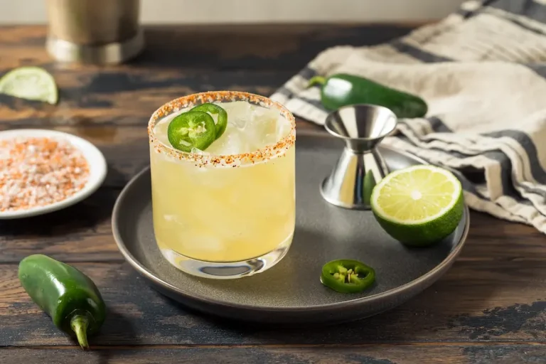 Receta de Spicy Mezcal Margarita