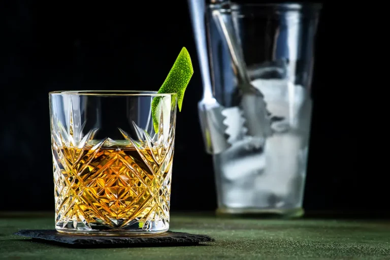 Cóctel White Mezcal Negroni