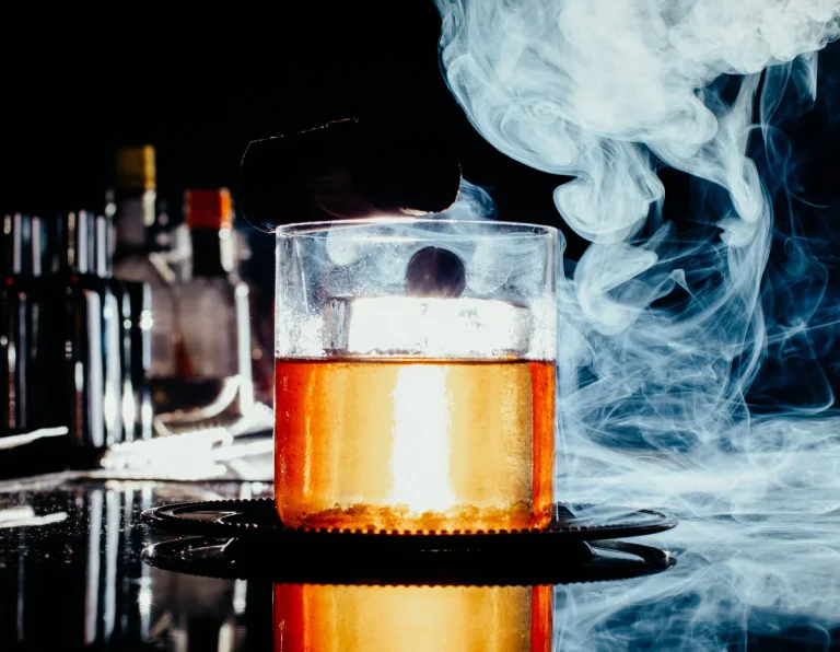 Fumata Bianca: A Smoky and Citrusy Delight